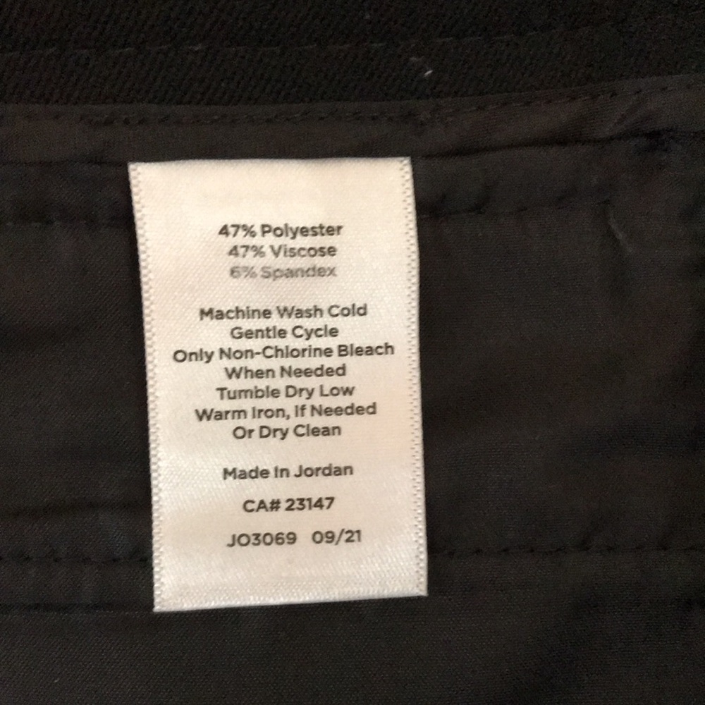 Talbots size 4 black pants - Picture 6 of 6